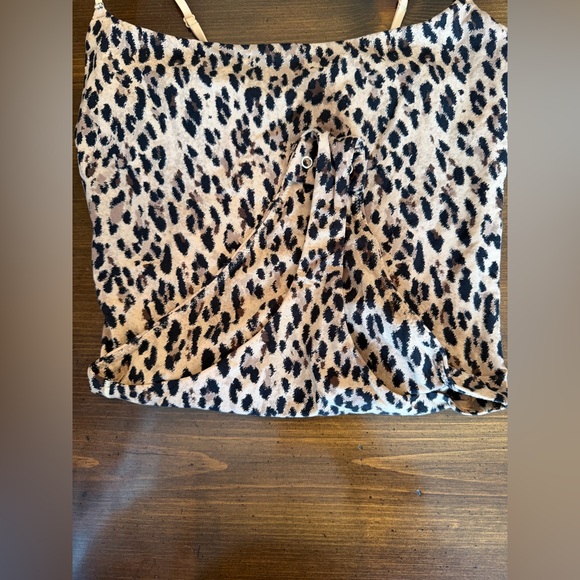 SKIMS Leopard-Print One-Piece Bodysuit - Picture 6 of 8